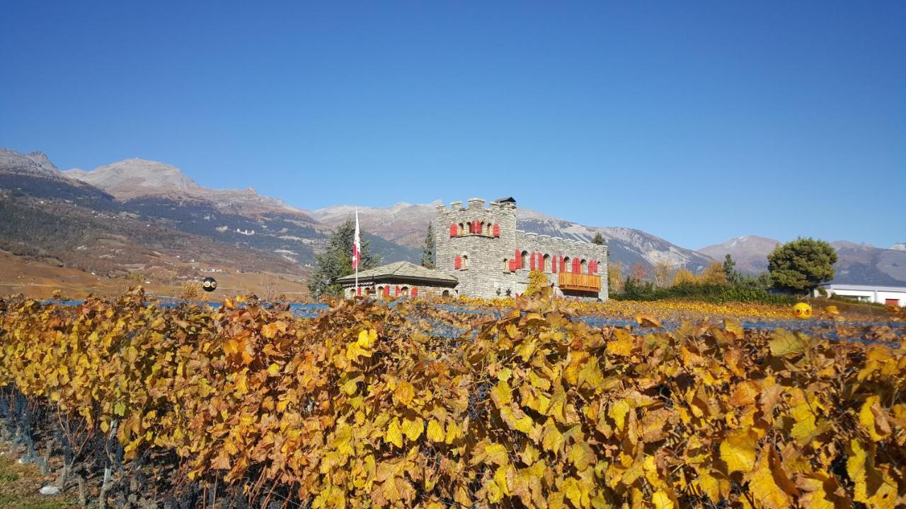 Bed and Breakfast Castel De Daval Sierre Exterior foto