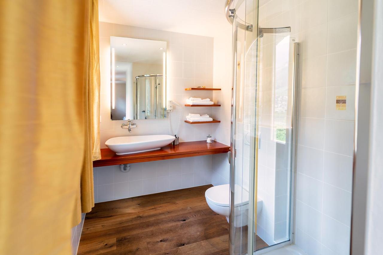 Bed and Breakfast Castel De Daval Sierre Exterior foto