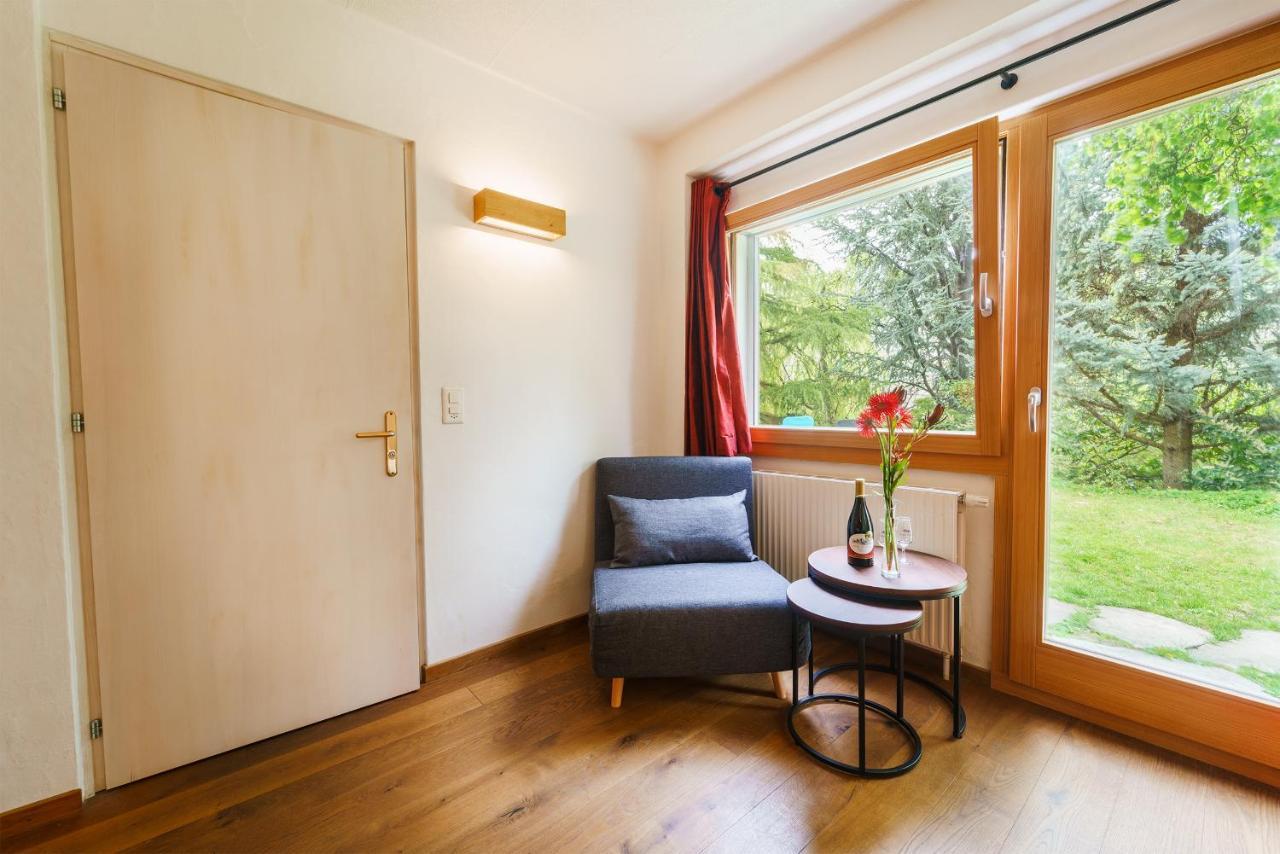 Bed and Breakfast Castel De Daval Sierre Exterior foto